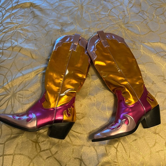 COWBOY BOOTS | SIZE 8 | FUCHSIA, ORANGE, PINK - Picture 2 of 6